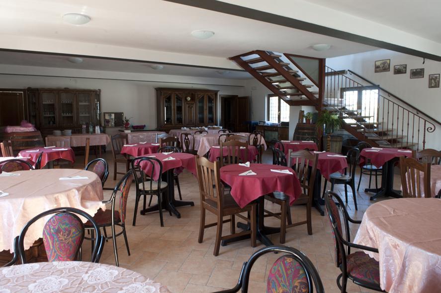 Agriturismo Villaggio Green Монтефалько Экстерьер фото